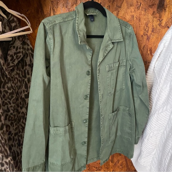 Green Lightweight Shacket - Picture 2 of 6